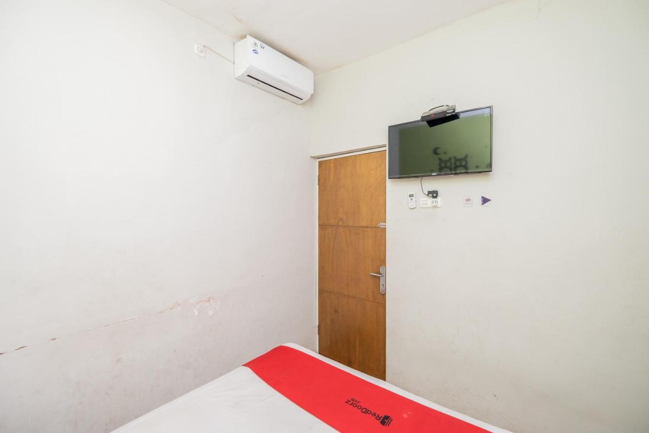 Reddoorz @ Darmo Surabaya Hotel Bagian luar foto